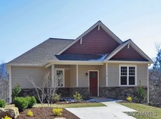 17 Village Overlook Loop, Swannanoa, NC 28778