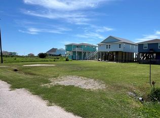 164 Verdia Dr, Crystal Beach, TX 77650