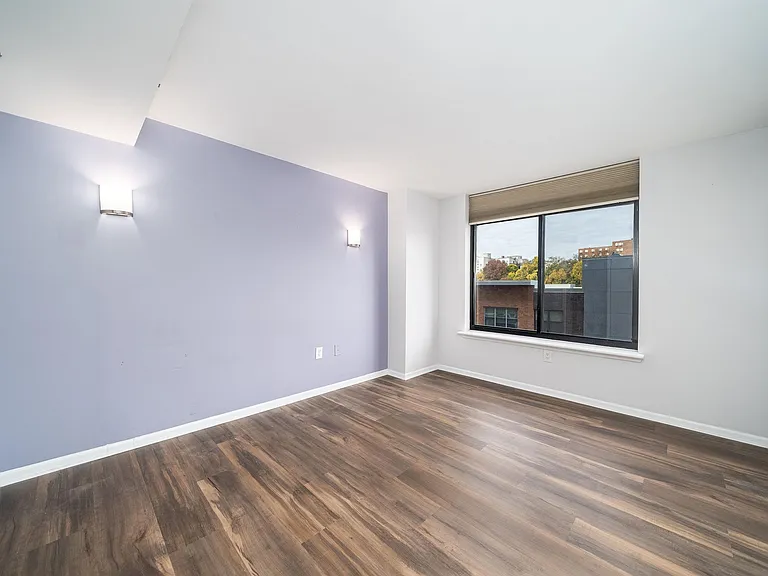 700 1st St #8Q — Photo 9