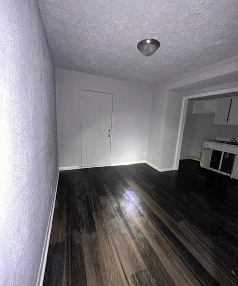 1090 3rd St #3 — Photo 14