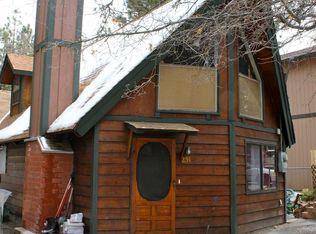 251 Maple Ln, Sugarloaf, CA 92386