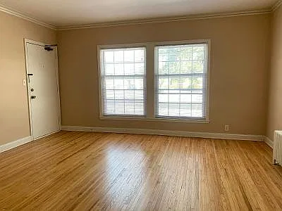 2 bed, 750 sqft, $1,500 — Photo 2