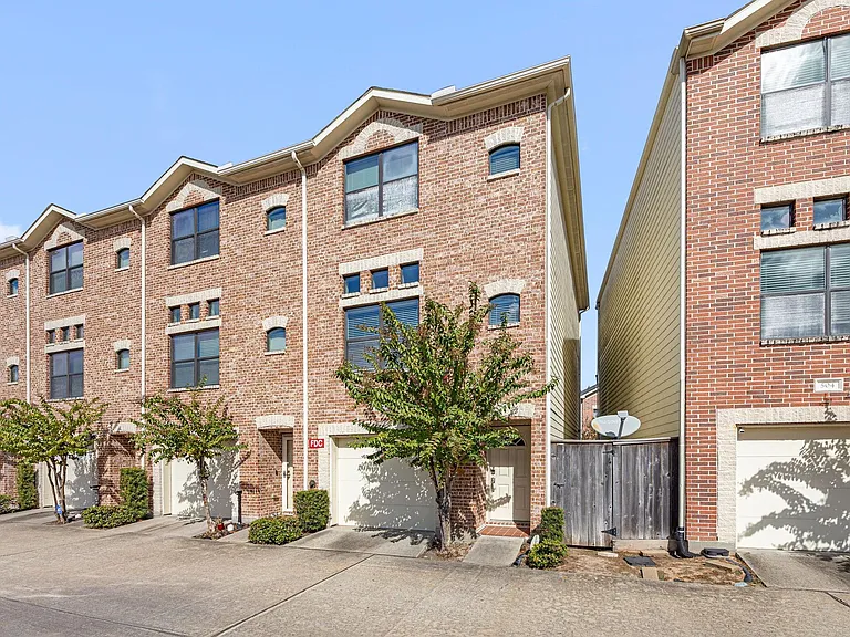 7650 Springhill St #601 — Photo 2