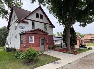 314 Arnold St, West Concord, MN 55985