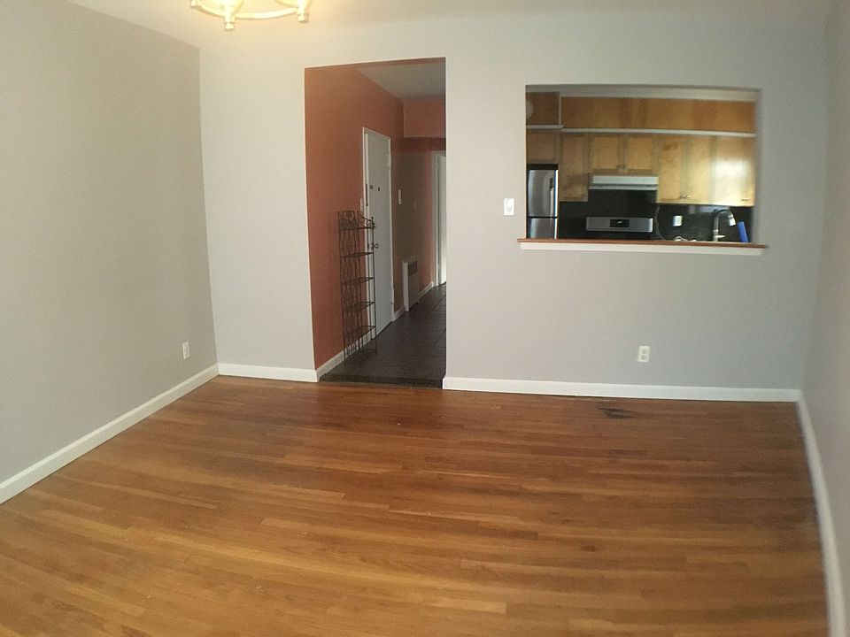 2nd image of 2310 36th St #1F