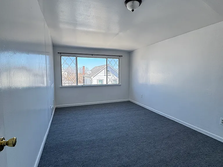 286 Steuben St #2 — Photo 10