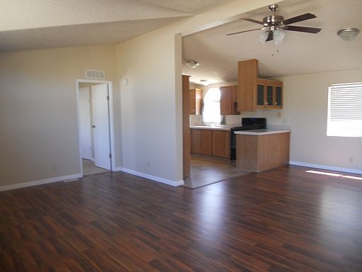2nd image of 474 6th St