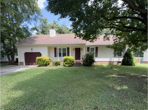 616 Marston Dr, Chesapeake, VA 23322