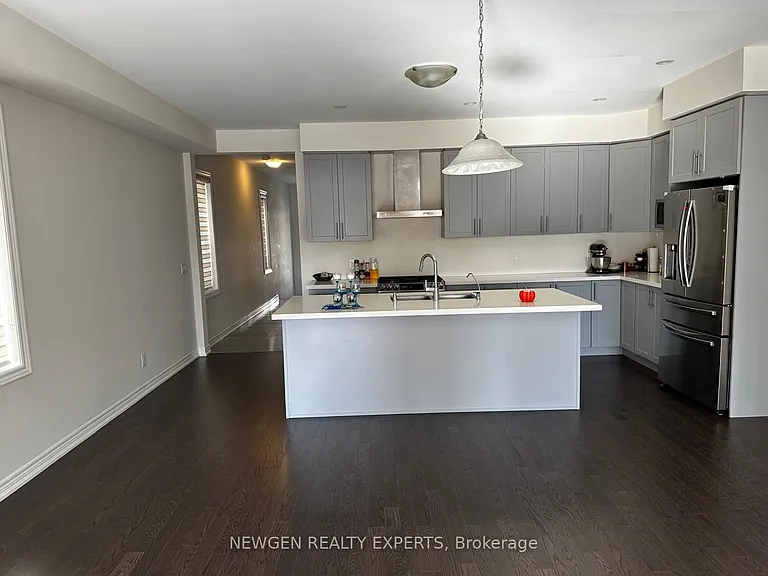 17 Stonehill Ave — Photo 8
