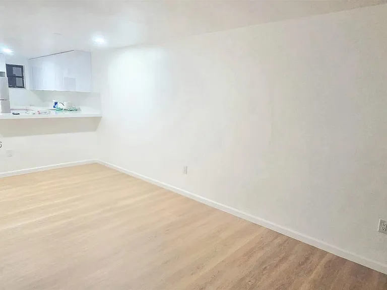 1901 NW South River Dr #56-F — Photo 28