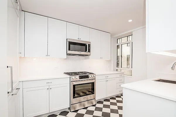 Rented by Kleier Residential | media 4