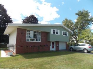 24 Vaughn St, Madison, ME 04950