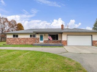 11679 Milford Rd, Holly, MI 48442