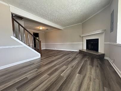 4th image of 8170 Canyon Forge Dr