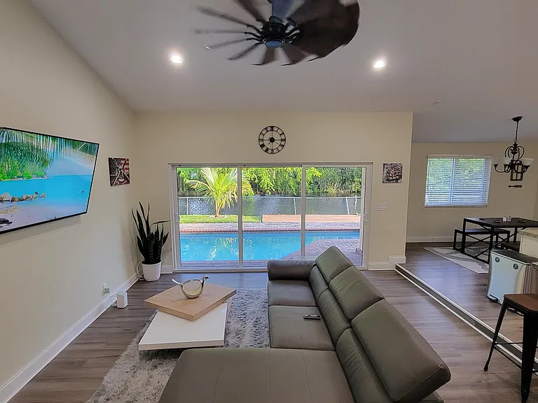 10730 NW 20th Ct — Photo 23