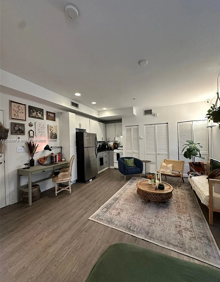 Dorann Condo — Photo 3