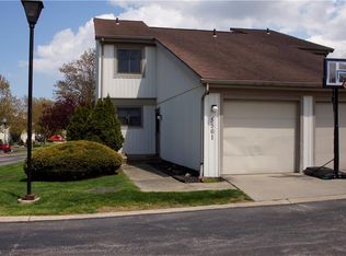 5561 Pipers Ct #11, Parma, OH 44134