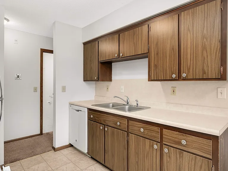 10890 S Shore Dr #12 — Photo 12