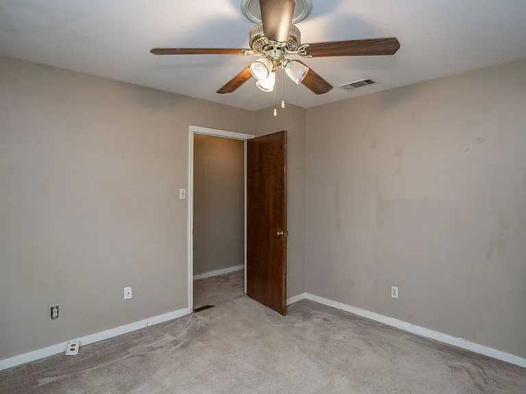 1018 Cumberland St — Photo 12
