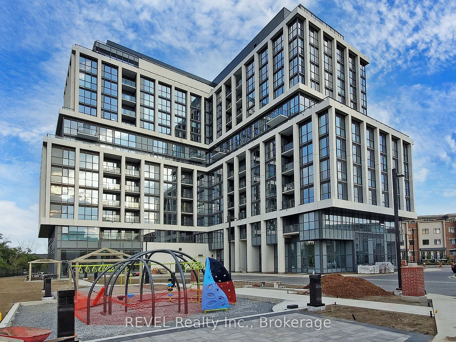 2 bed, $2,750 — Photo 2