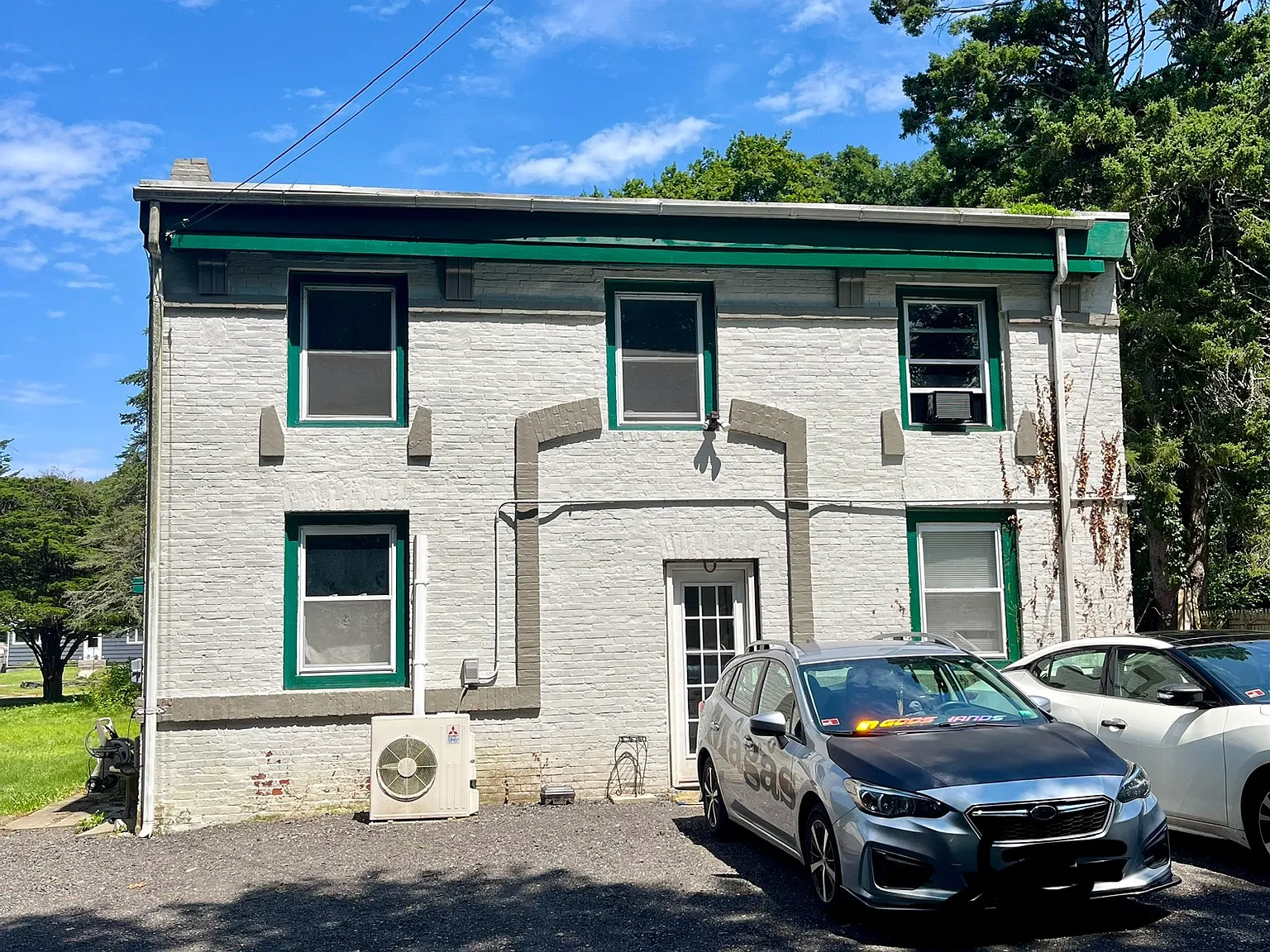 3 bed, 1000 sqft, $2,250 — Photo 1