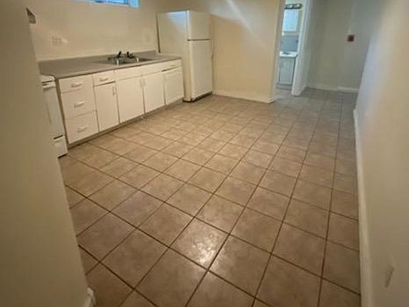 3rd image of 22-24 Pocasset Ave #Basement