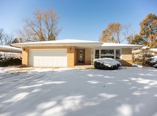 612 S William St, Mount Prospect, IL