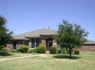 1107 Hidden Ridge Dr, Mesquite, TX 75181