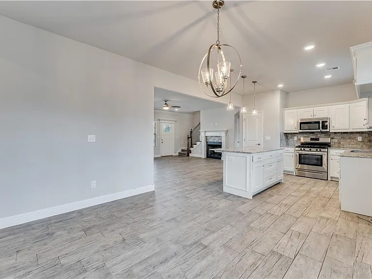 582 Quartz Way — Photo 12