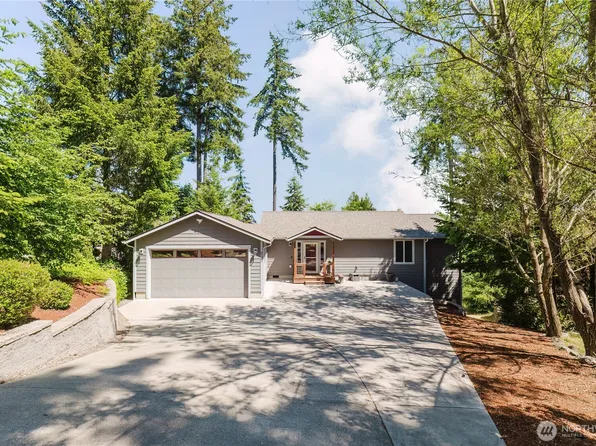 253 E Mountain View Drive, Allyn, WA 98524