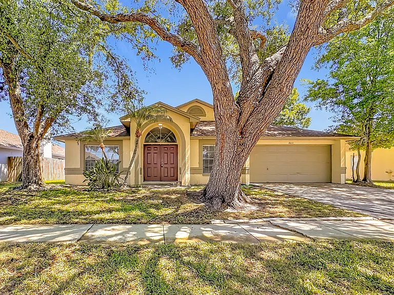 1603 Storington Ave — Photo 3