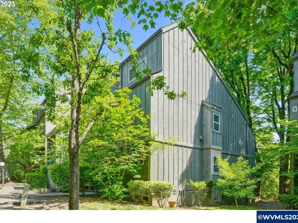 4 Touchstone Dr, Lake Oswego, OR 97035