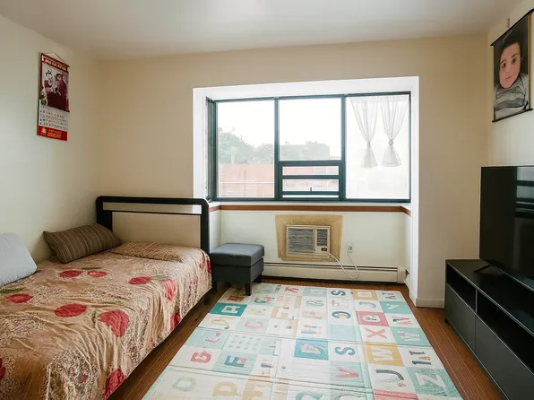 45-08 80th Street image 3 of 6