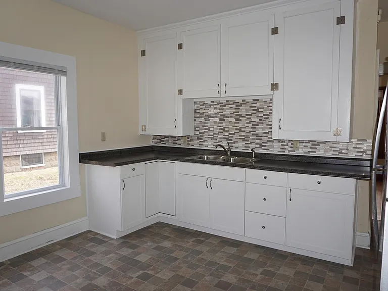 6 Adams St — Photo 36