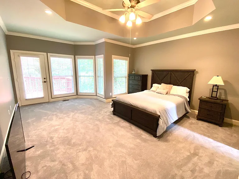 2505 Clifton Dr SE — Photo 15