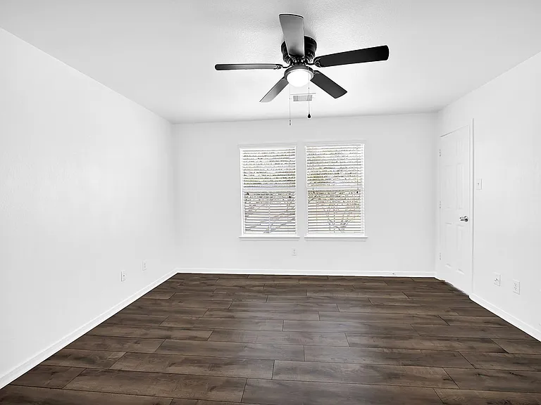 1783 Nichole Woods Dr — Photo 16