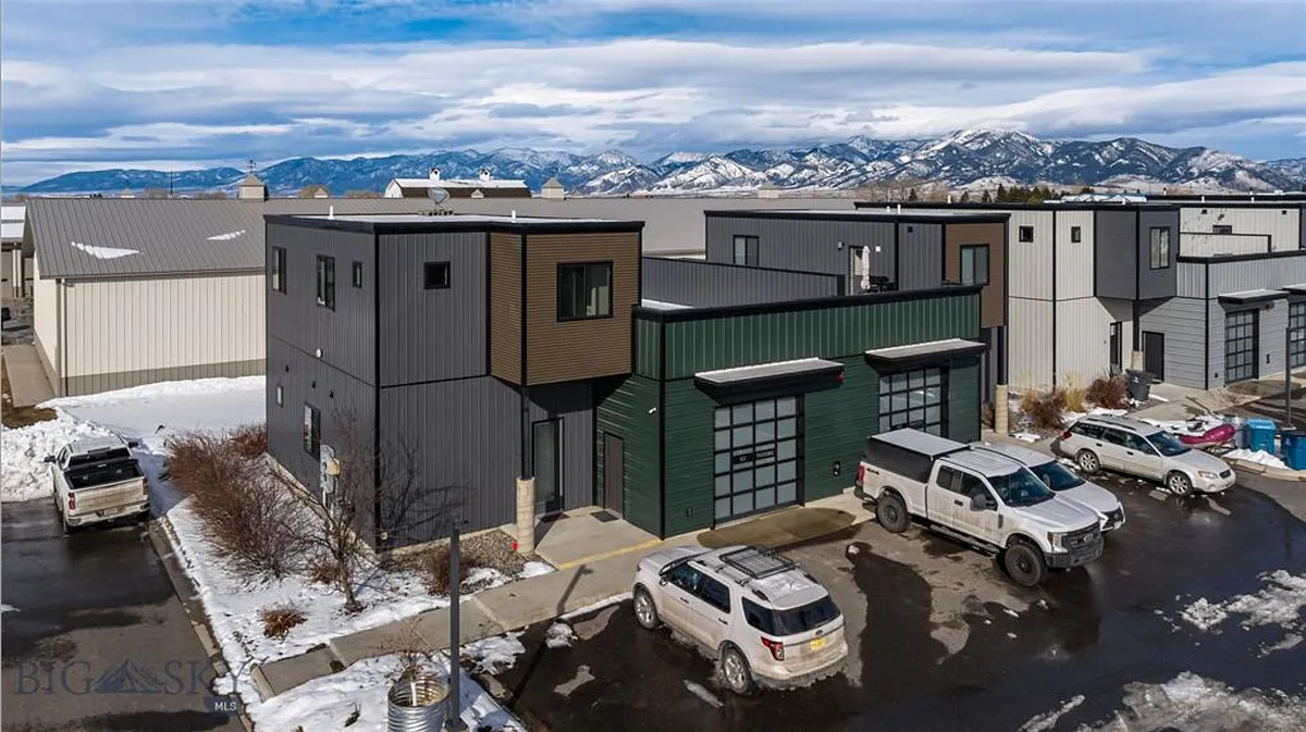 Building Photo - 51 Intrepid Dr #51