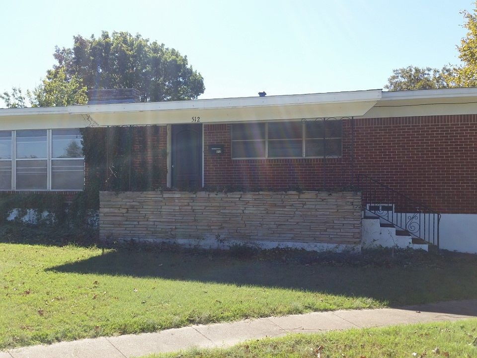1st image of 512 Highlands Dr