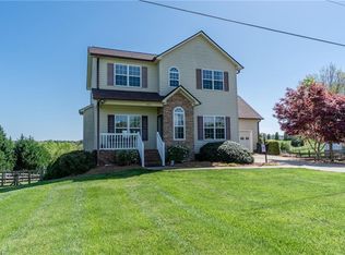 4632 Araby Ln, East Bend, NC 27018