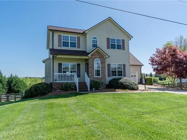 4632 Araby Ln, East Bend, NC 27018