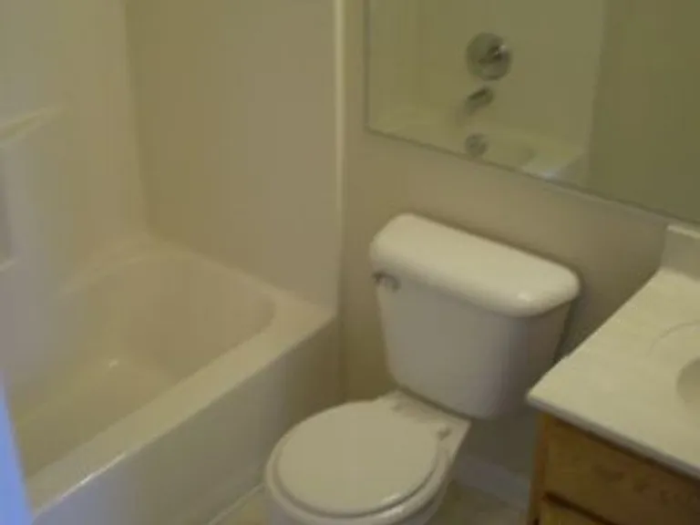 12716 Daybreak Cir — Photo 10