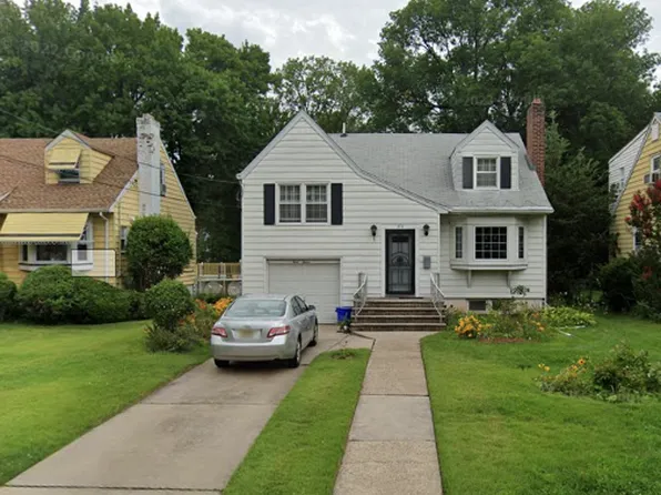312 W 4th Ave, Roselle, NJ 07203