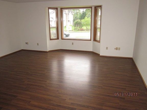 2nd image of 7008 62nd Pl NE