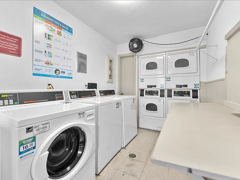 4859 Cedar Springs Rd #241 — Photo 32