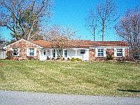 1st image of 2846 Wiltshire Dr
