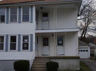 32 7th Ave, Woonsocket, RI 02895