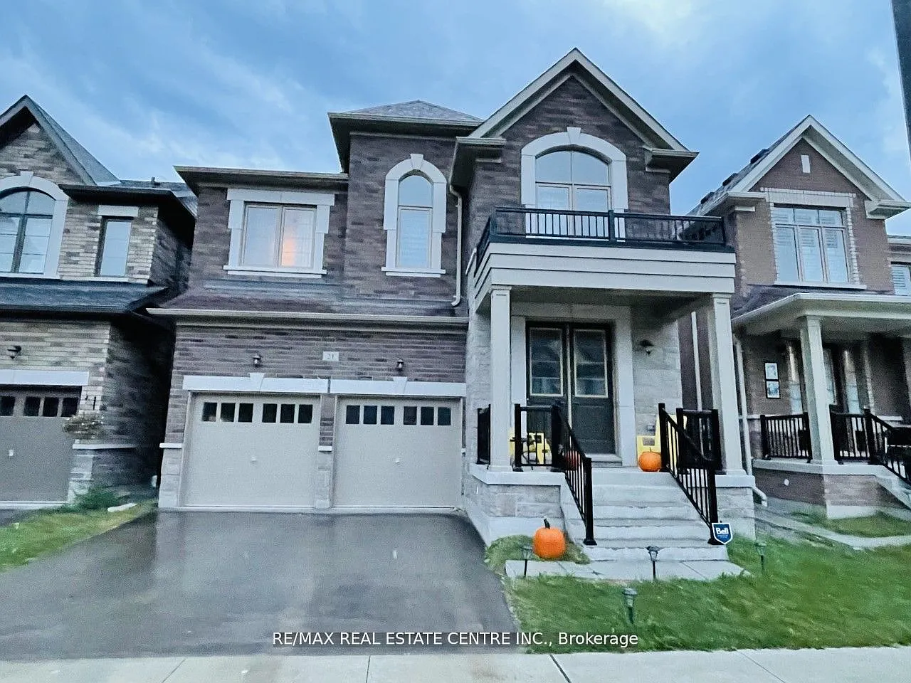 6 bed, $3,599 — Photo 1