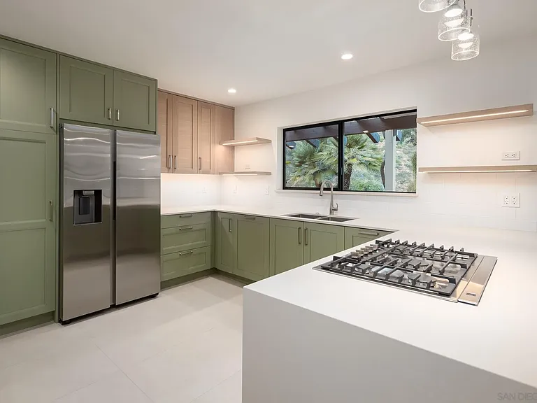 5406 Las Palomas — Photo 11