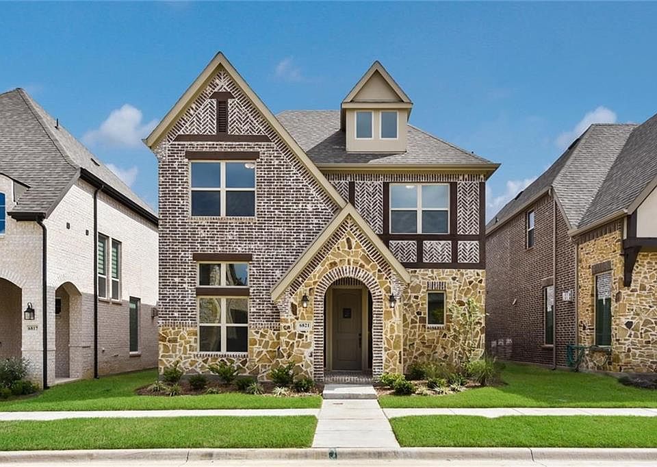 1st image of 6821 Royal View Dr