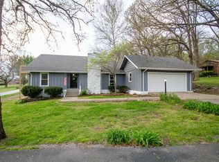 373 Kansas Dr, Ozark, MO 65721